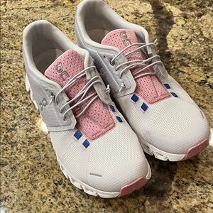 On Running Cloud 5 Push Women's Sneakers in Pink, White, and Blue